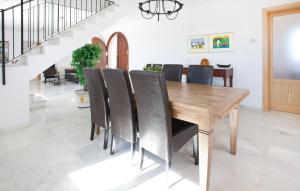 Khu vực ghế ngồi tại Sa Carrotja