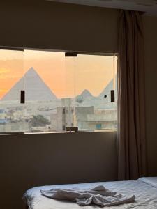 Nespecifikovaný výhled na hory nebo výhled na hory při pohledu z hotelu