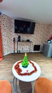 Kuchyň nebo kuchyňský kout v ubytování Balnéo Privée Wifi Fibre Chic & Détente Romantique + 19 fotografií