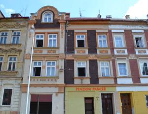 Budova, v ktorej sa apartmán nachádza