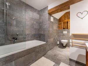 Koupelna v ubytování Tauernapart