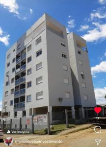 Tòa nhà nơi căn hộ tọa lạc