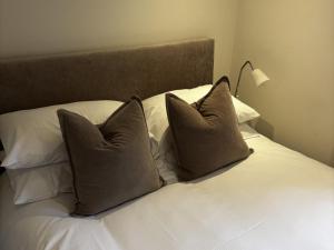 En eller flere senge i et værelse på Canterburys Cutest Cottage! Close To City Centre