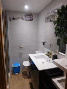 Ένα μπάνιο στο Dream of Eden +6 φωτογραφίες