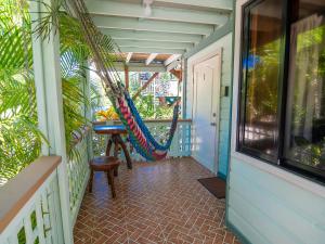 Fotografie z fotogalerie ubytování Tropical tides v destinaci West Bay