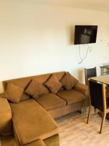 Μια τηλεόραση ή/και κέντρο ψυχαγωγίας στο Cabañas La Boca 1