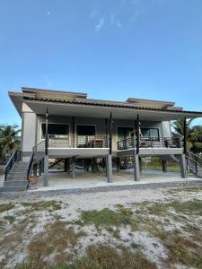 Το κτήριο όπου στεγάζεται  ο ξενώνας