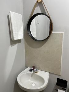 Et badeværelse på Recanto Lucena - Casa inteira + 19 billeder