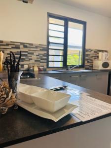 Kuchyň nebo kuchyňský kout v ubytování Heikauiki home