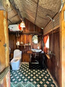 Φωτογραφία από το άλμπουμ του Xoi Farmstay - A Home Farm in Lam Thuong valley - North Vietnam σε Lung Co (1) +117 φωτογραφίες