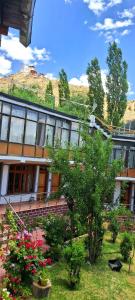 Сад в Togochey Guest House +7 фотографий