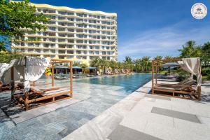 Swimmingpoolen hos eller tæt på Hoi An Beachfront Resort - Studio Apartments