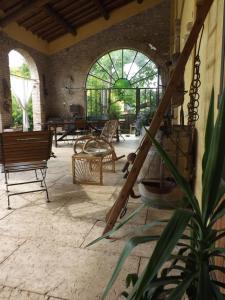 The lounge or bar area at B&B Ai Tre Confini