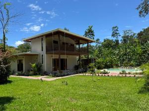 Zahrada ubytování Casa Lillitica - 3BR Beach House with AC & Pool