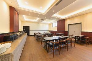 Un lugar para sentarse en PAI Hotels Shijiazhuang Zhengding Gucheng