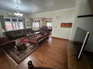 Posezení v ubytování Beit El Raas Villa