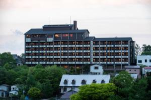 Budova, kde se hotel nachází + 115 fotografií