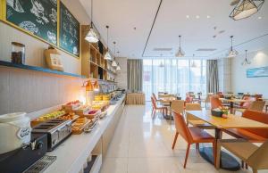 Jídlo v hotelu nebo okolí