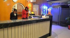 Členové personálu v ubytování Hotel Sogo Tarlac