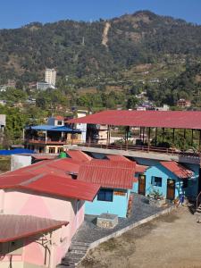 En generel udsigt til bjerge eller udsigt til bjerge taget fra hotellet