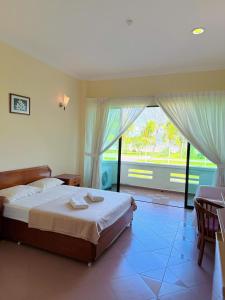 Afbeelding uit fotogalerij van Met Blue Ocean Resort in Gua Sai