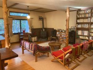 Χώρος καθιστικού στο Lodge Jotenki