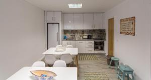 Kuchyň nebo kuchyňský kout v ubytování Hostel D'Avenida