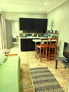 Η κουζίνα ή μικρή κουζίνα στο The Lion's Den