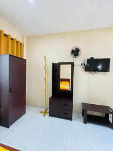 TV a/nebo společenská místnost v ubytování Great Victoria Palace