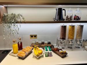 Φαγητό σε αυτό το μοτέλ ή κάπου εκεί κοντά +12 φωτογραφίες