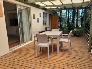 En balkon eller terrasse på Do-Little Farm Cottages