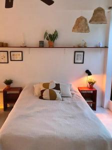 En eller flere senge i et værelse på Njore - Garden Retreat Near Pitons, Relax Explore Nature