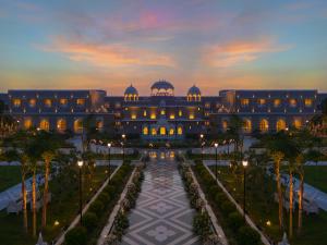 El edificio en el que está el hotel