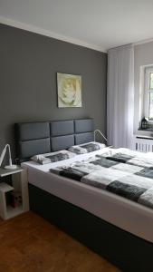 Postel nebo postele na pokoji v ubytování Ferienhaus Dorn + 27 fotografií