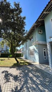 Tòa nhà nơi nhà nghỉ dưỡng tọa lạc