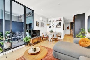 Et tv og/eller underholdning på Stylish Inner City Apartment