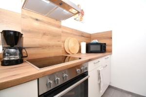 Kuchyň nebo kuchyňský kout v ubytování ROH02-BP - Apartment for companies