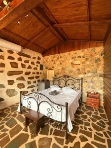 Ένα ή περισσότερα κρεβάτια σε δωμάτιο στο Alexander's Heavenly Home