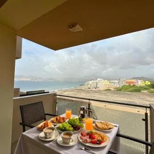 Φαγητό σε αυτό το διαμέρισμα ή κάπου εκεί κοντά