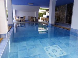 The swimming pool at or close to Villa Betta