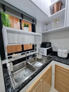 Køkken eller tekøkken på Alice pool villa in Krabi