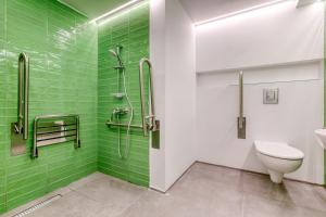 Koupelna v ubytování JL Hotel