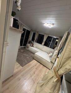 Postel nebo postele na pokoji v ubytování Vilt Hjerte Stugas