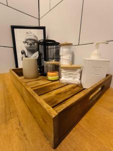 Příslušenství pro přípravu čaje a kávy v ubytování Sano House