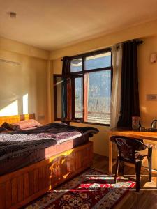 Φωτογραφία από το άλμπουμ του Himalayan Heist σε Jāmb