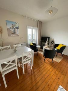 Posezení v ubytování Le Wim Break, Centre et Mer à 2 pas