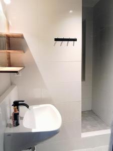 Koupelna v ubytování Lounge-Style-Hostel