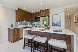 Køkken eller tekøkken på Newport Beach Lux