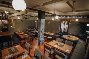 Et opholdsområde på Alpha Fremdenzimmer + 4 billeder