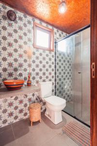 Et badeværelse på Villa Chalés - térreo